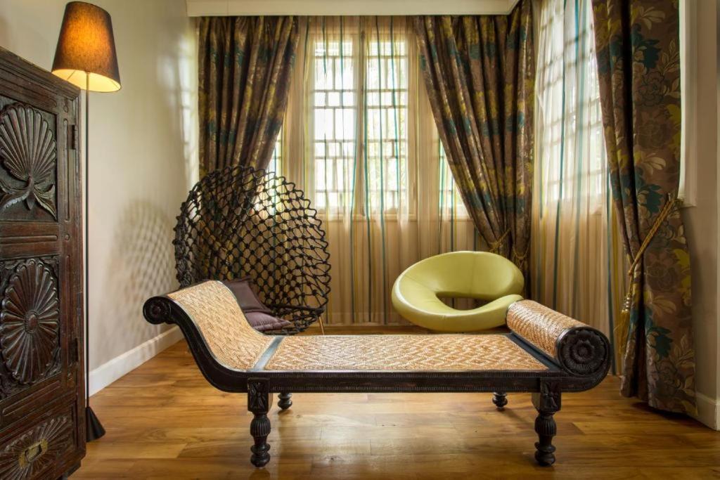 Villa Angelique - Hotel Classe Monument Historique サン＝ドニ エクステリア 写真