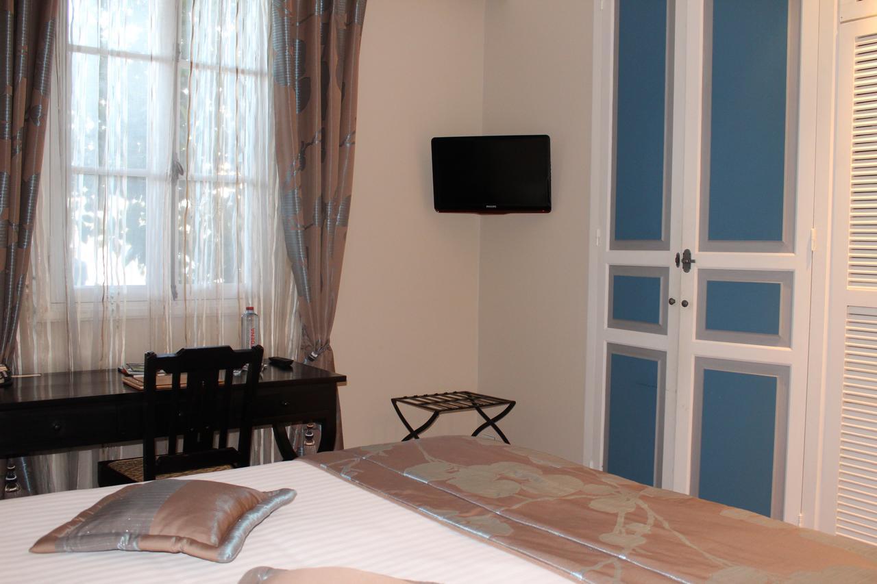 Villa Angelique - Hotel Classe Monument Historique サン＝ドニ エクステリア 写真