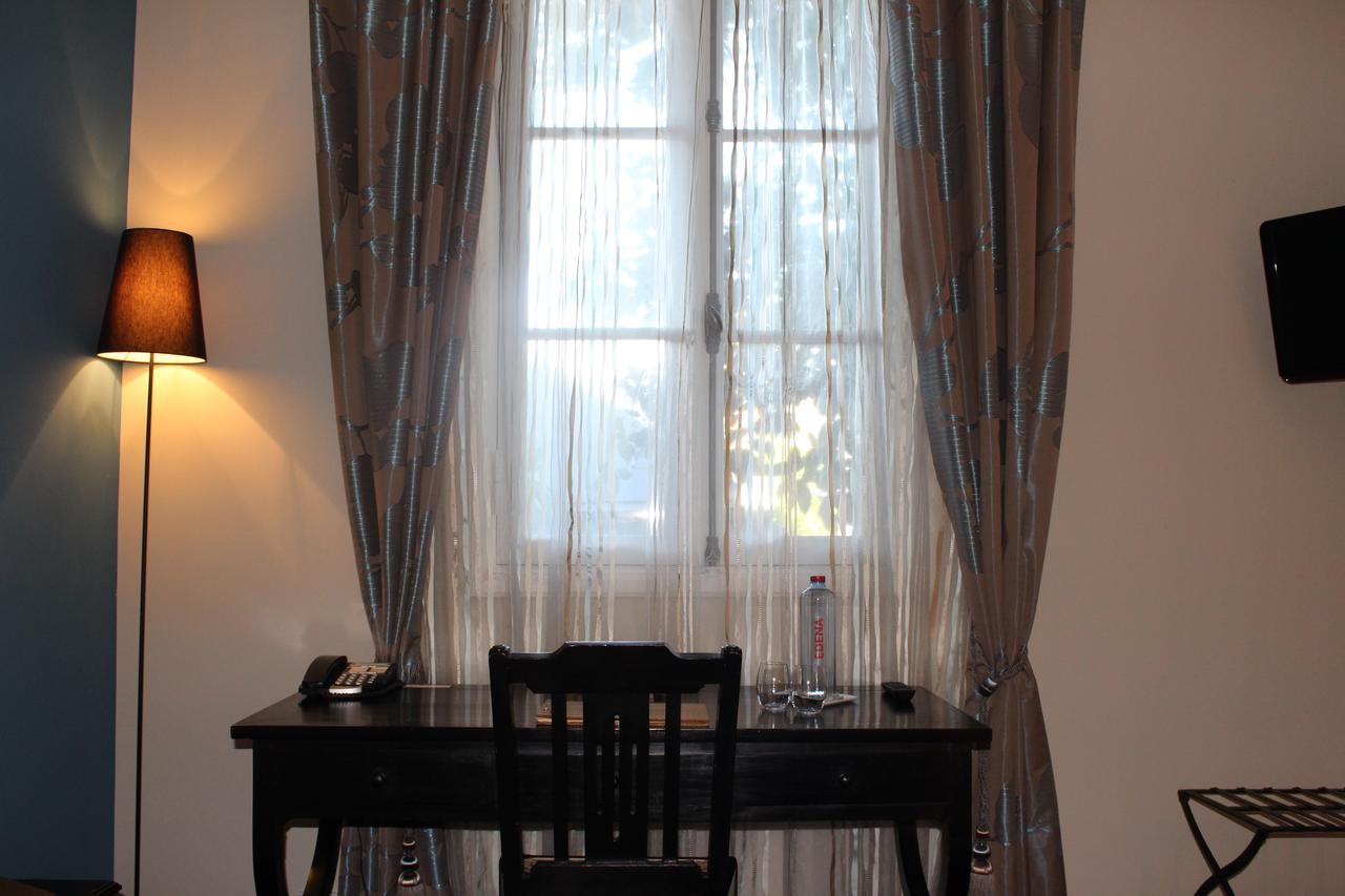 Villa Angelique - Hotel Classe Monument Historique サン＝ドニ エクステリア 写真